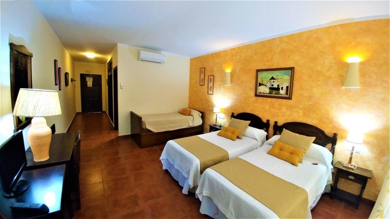 Hotel Las Calas Agua Amarga  Exterior foto